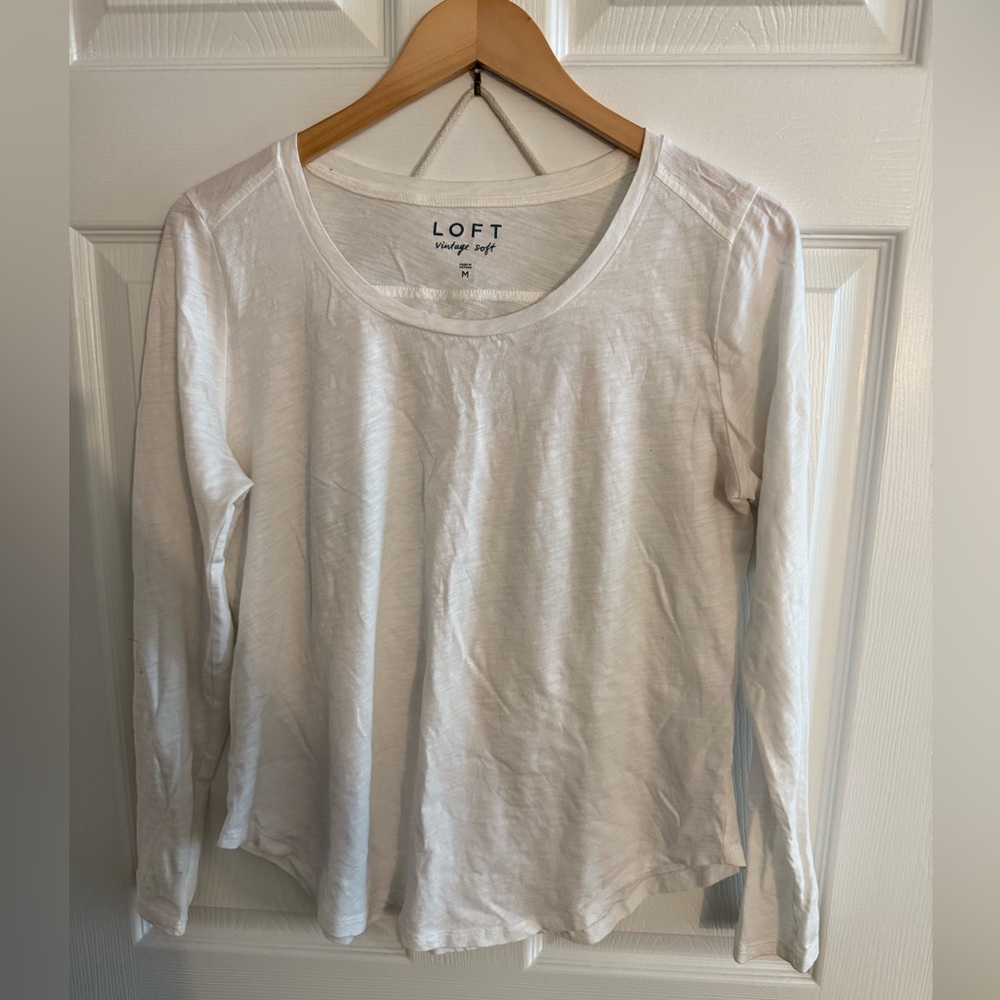 LOFT Vintage Soft long sleeve scoop neck t-shirt, White, size M.